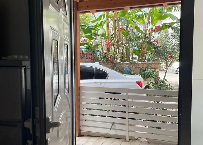 Olive Tree Konukevi 4*