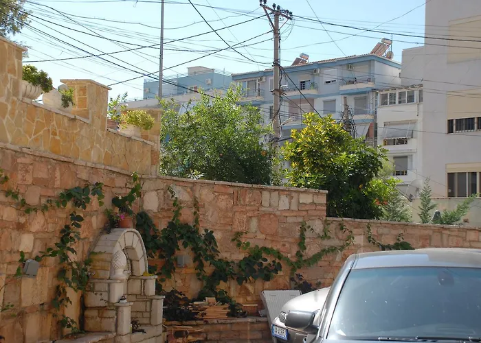 Olive Tree بيت ضيافة ساراندا