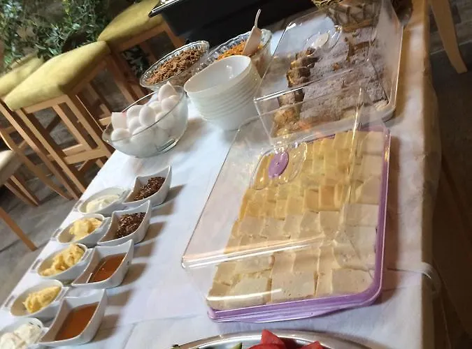 Konukevi Olive Tree 4*